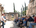 33-Colin Mansfield teaches at the synagogue at Capernaum